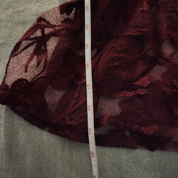 Lulus Size L  Alluring Dream Burgundy Floral Mesh Lace Trumpet Midi Dress - Picture 11 of 15